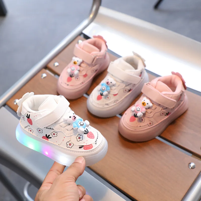 Детская обувь с подсветкой, весна 2023, Повседневная кожаная обувь для девочек, спортивная обувь, обувь для дошкольного учреждения, обувь для девочек, обувь для ходьбы на мягкой подошве